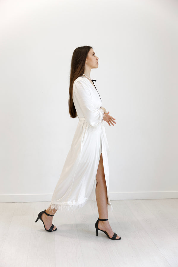 Side view showing robe’s full length and detachable details